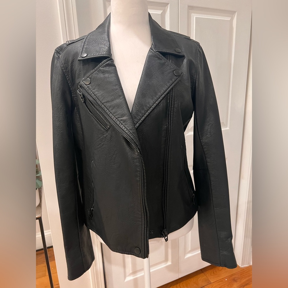 BLANK NYC | M | Black faux leather moto jacket